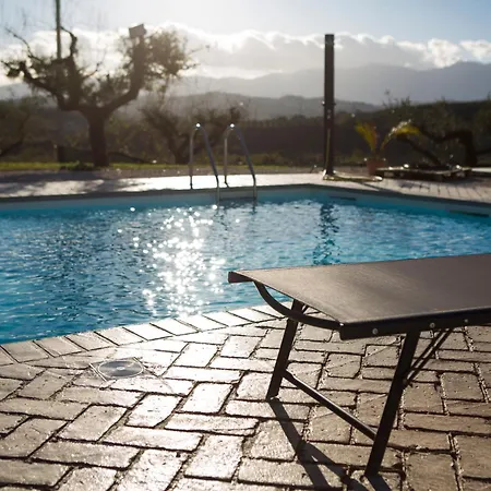 Tenute Donna Franca Фермерский дом *