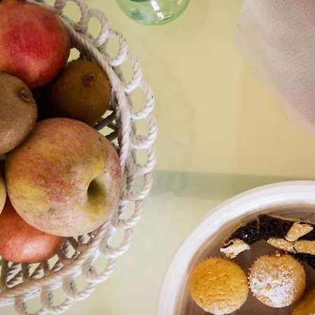 Tenute Donna Franca Фермерский дом *