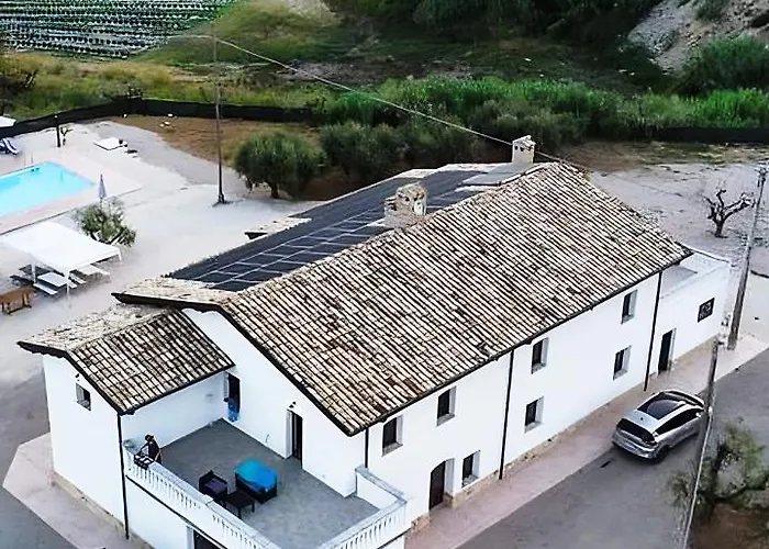 Tenute Donna Franca Κατάλυμα σε φάρμα *